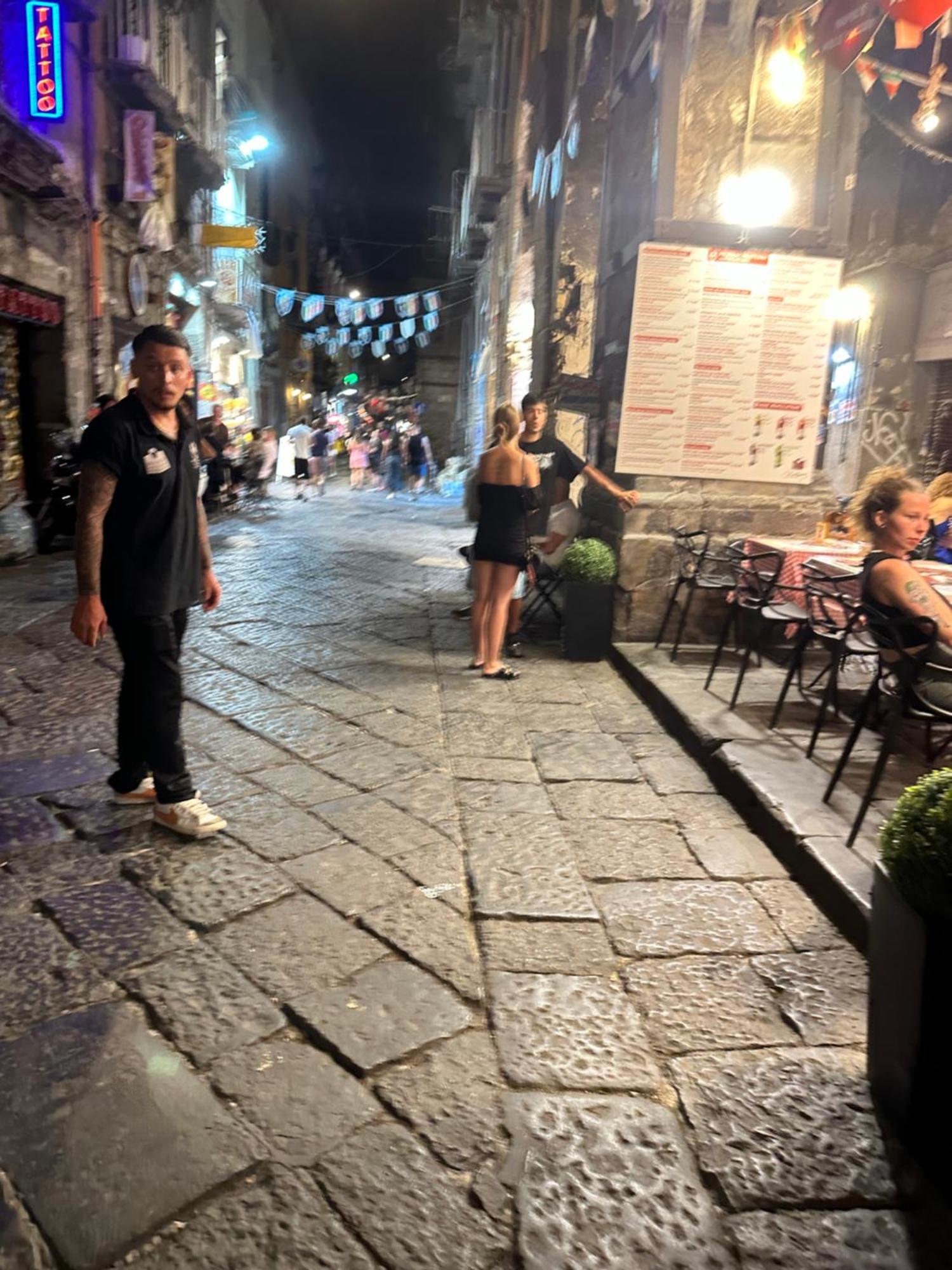 Angolo Paradiso Bed & Breakfast Napoli Bagian luar foto