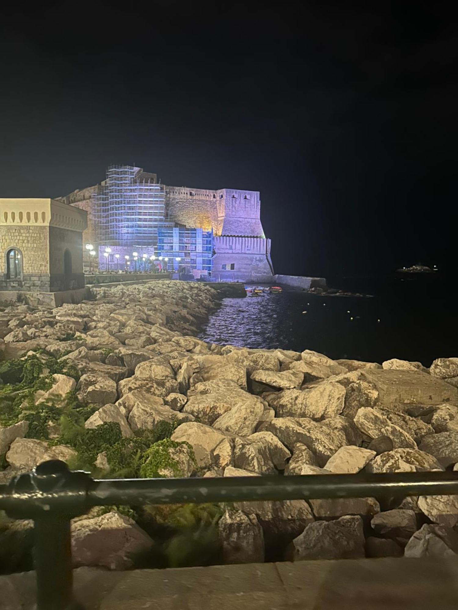 Angolo Paradiso Bed & Breakfast Napoli Bagian luar foto